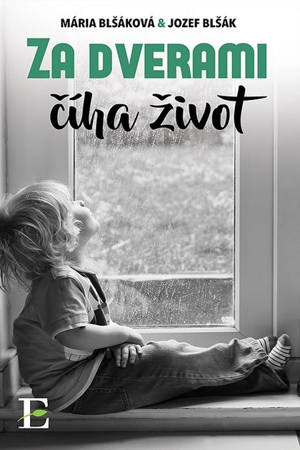 E-kniha Za dverami číha život