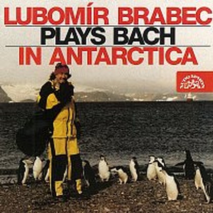 Hudba Lubomír Brabec hraje Bacha na Antarktidě